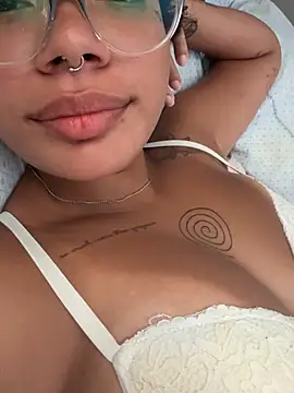 Snapshot of morceguinhapriv chatting on 16, 2, 2026 morceguinhapriv online show from 16, 2, 2026