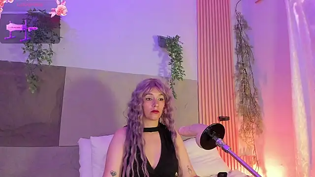 Emmayourgirl online show from 8, 5, 2026
