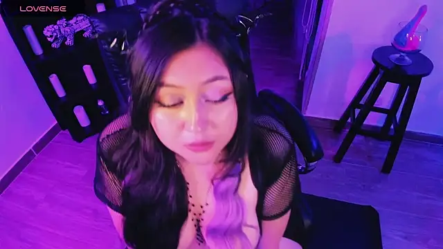 Sweet lenna online show from 2, 4, 2026