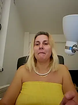 Snapshot of Amelia9798 chatting on 23, 2, 2026 Amelia9798 online show from 23, 2, 2026