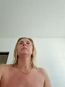 Snapshot of Amelia9798 chatting on 9, 6, 2026 Amelia9798 online show from 9, 6, 2026