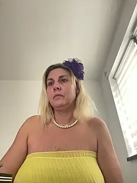 Snapshot of Amelia9798 chatting on 16, 1, 2026 Amelia9798 online show from 16, 1, 2026