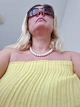 Snapshot of Amelia9798 chatting on 26, 4, 2026 Amelia9798 online show from 26, 4, 2026