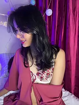 Iam Lyan  online show from 14, 2, 2026