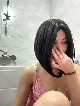 Snapshot of Lily_Lii chatting on 5, 1, 2026 Lily Lii online show from 5, 1, 2026