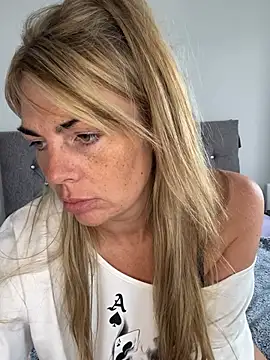 Scarlett the girlnextdoor online show from 11, 5, 2026