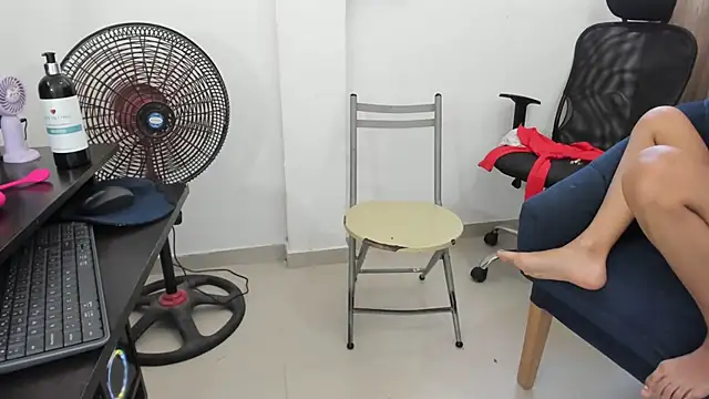 Snapshot of saskya13 chatting on 12, 2, 2026 saskya13 online show from 12, 2, 2026