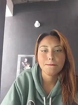 Velvet Moon33 online show from 12, 4, 2026