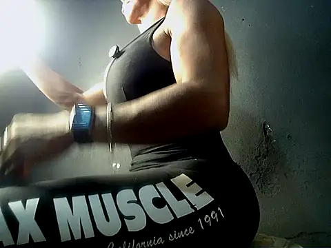 paolla23cm brasil online show from 16, 1, 2026