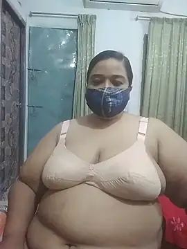momo loves online show from 17, 5, 2026