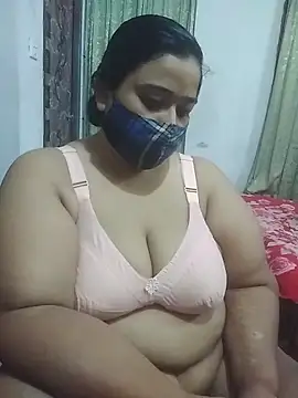 momo loves online show from 28, 4, 2026