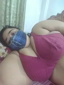 momo loves online show from 10, 7, 2026
