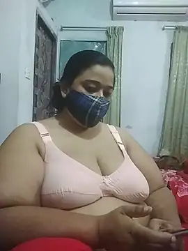 momo loves online show from 3, 5, 2026