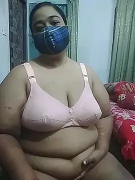 Snapshot of momo_loves chatting on 31, 3, 2026 momo loves online show from 31, 3, 2026