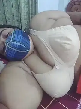 momo loves online show from 20, 6, 2026