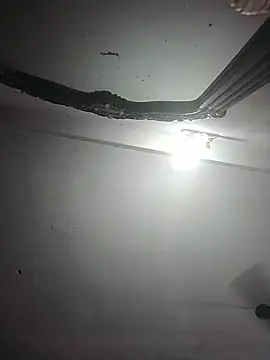 Snapshot of momo_loves chatting on 18, 3, 2026 momo loves online show from 18, 3, 2026