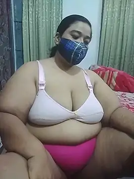 Snapshot of momo_loves chatting on 17, 3, 2026 momo loves online show from 17, 3, 2026