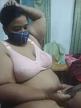 momo loves online show from 10, 5, 2026