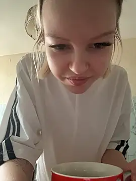 AshleyMur online show from 17, 4, 2026