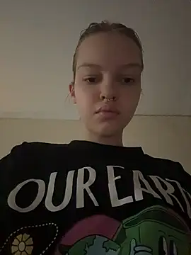 Snapshot of AshleyMur chatting on 8, 7, 2026 AshleyMur online show from 8, 7, 2026