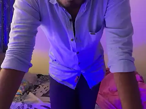 Snapshot of Ruthless_guyy chatting on 12, 2, 2026 Ruthless guyy online show from 12, 2, 2026