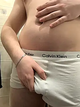 Slut18y online show from 6, 1, 2026