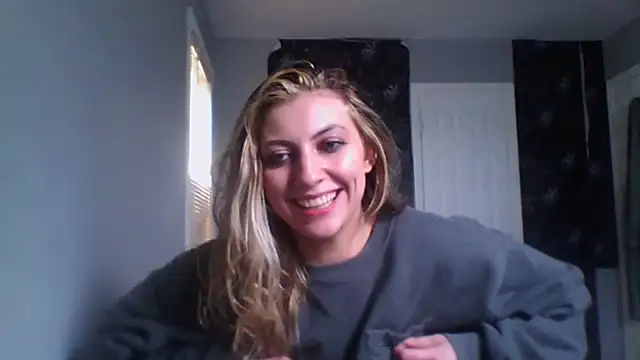 KellyKardashian online show from 18, 4, 2026