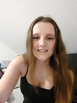 HotAlice69 online show from 14, 1, 2026