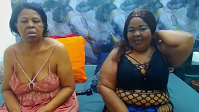 SEXY MATURExx online show from 25, 5, 2026