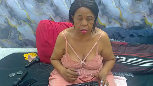 SEXY MATURExx online show from 6, 5, 2026