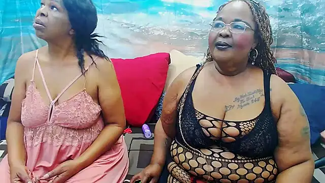 SEXY MATURExx online show from 20, 6, 2026
