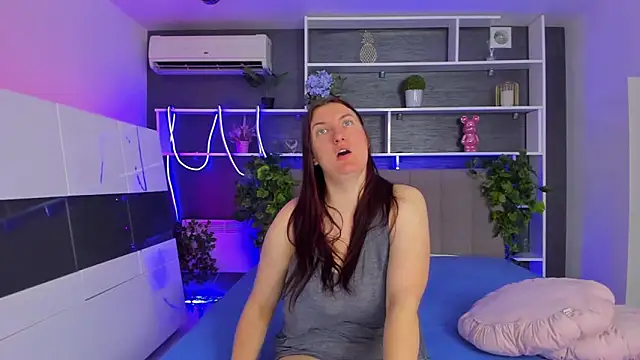 StephieRousee online show from 23, 5, 2026