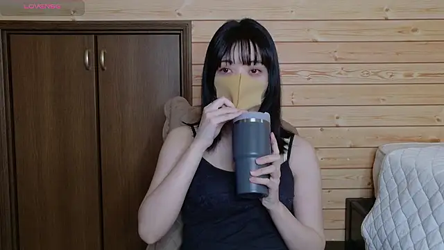 minami room online show from 17, 6, 2026
