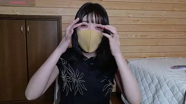 minami room online show from 18, 6, 2026