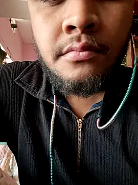 RaiStarrrr0-9 online show from 13, 1, 2026