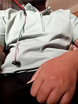 RaiStarrrr0-9 online show from 10, 1, 2026