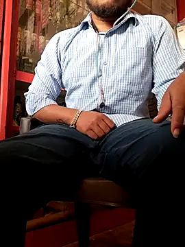 RaiStarrrr0-9 online show from 11, 1, 2026