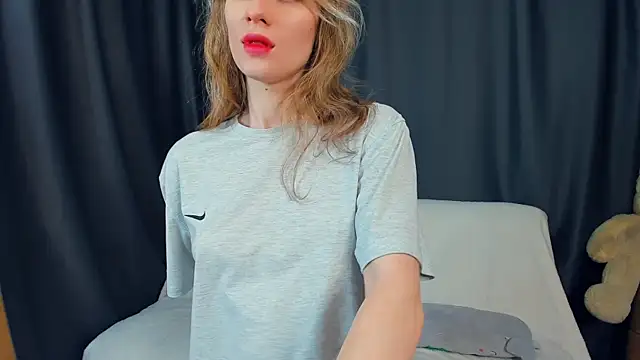 Snapshot of Kirawithvibe chatting on 18, 1, 2026 Kirawithvibe online show from 18, 1, 2026