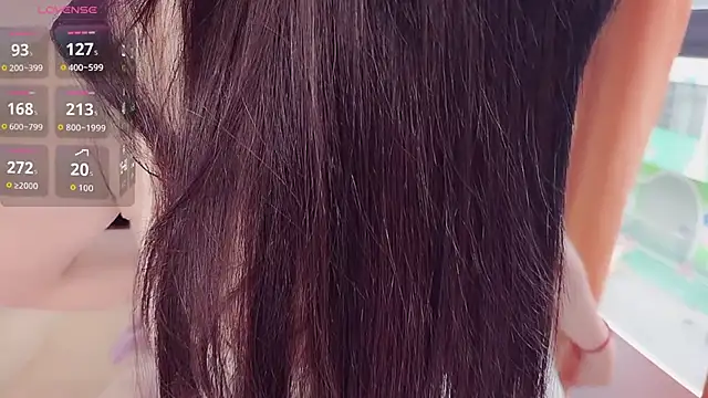 NolanMia online show from 12, 4, 2026