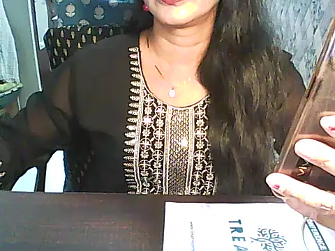 Tara-rathod05 online show from 10, 1, 2026