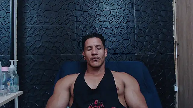 Snapshot of viktor_herrera chatting on 13, 1, 2026 viktor herrera online show from 13, 1, 2026