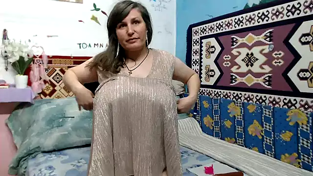 Adelinemilf online show from 30, 4, 2026