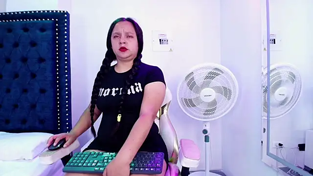 Alicia smiith online show from 10, 1, 2026