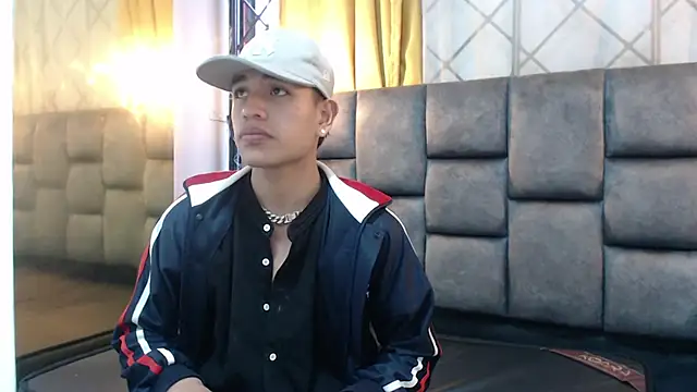 Maik Russo online show from 7, 2, 2026