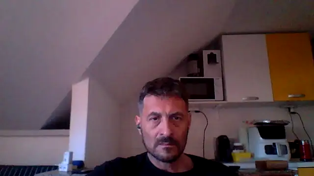 Snapshot of colosone chatting on 11, 5, 2026 colosone online show from 11, 5, 2026