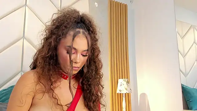 CamilaCastillo online show from 17, 4, 2026