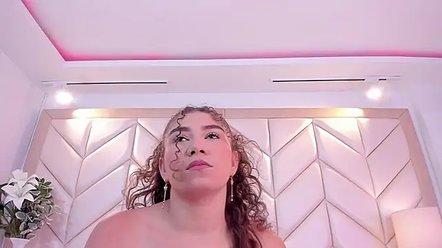 CamilaCastillo online show from 24, 5, 2026