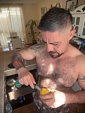 wolfbucker online show from 3, 4, 2026