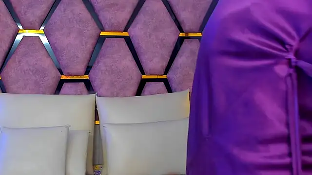 Snapshot of MelanyRojas chatting on 15, 1, 2026 MelanyRojas online show from 15, 1, 2026