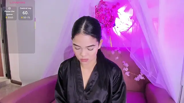 Luna  02 online show from 1, 4, 2026